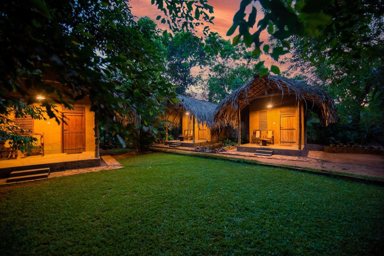 Bed and Breakfast Private Organic House Udawalawe Exterior foto